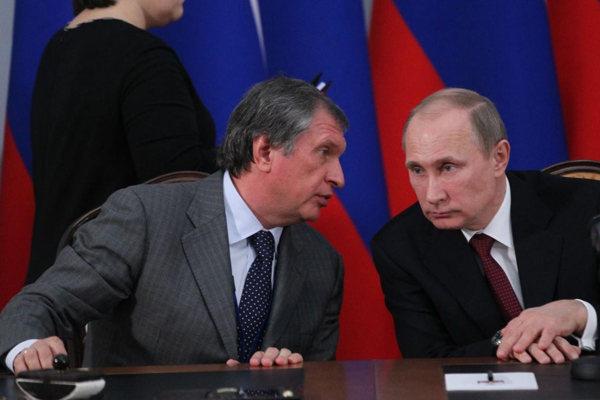 Igor Sechin y Vladimir Putin. Foto: Reuters.