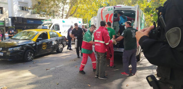 Murió una de las turistas francesas atropelladas en Palermo por un taxista que sufrió un ACV