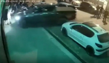 VIDEO de locura en Formosa: lo echaron de un boliche e incrustó su camioneta contra el local