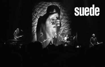 Suede lanzó su esperado nuevo single “She Still Leads Me On”