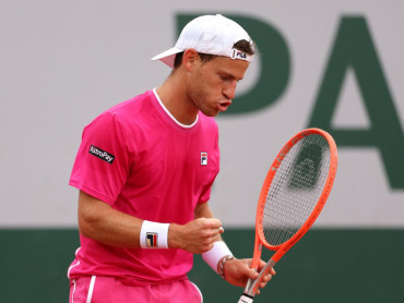 Schwartzman avanza en Roland Garros: levantó una desventaja de dos sets y venció a Munar