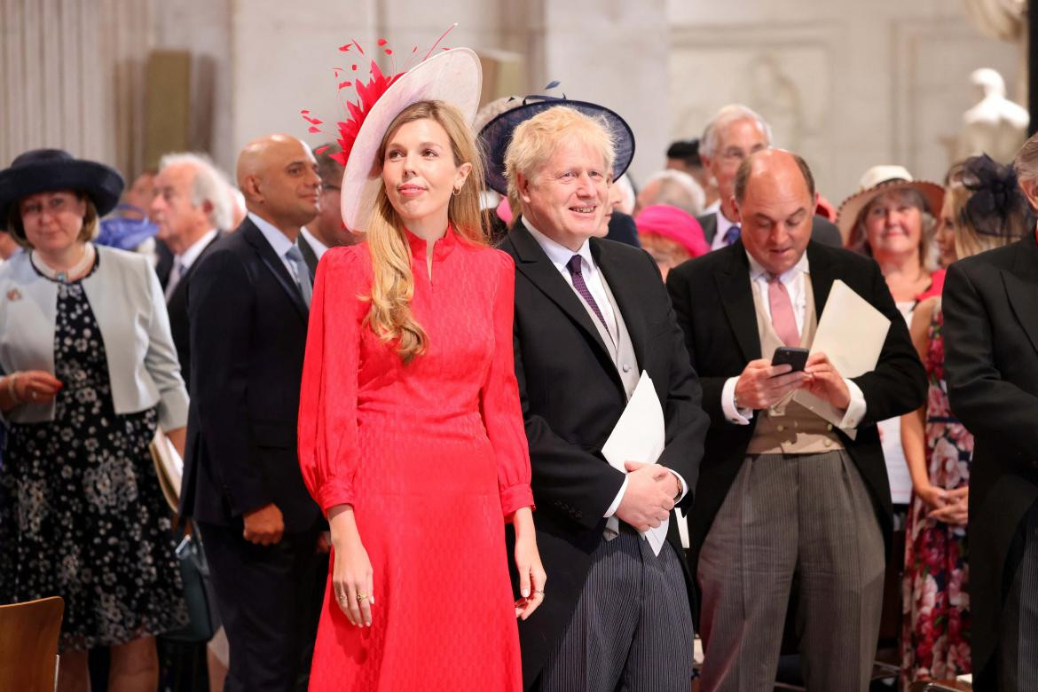 Boris Johnson en el homenaje a la reina Isabel II. Foto: REUTERS.