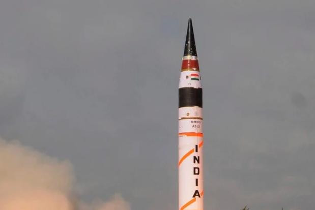 Lanzamiento de misil en India. Foto: EFE.