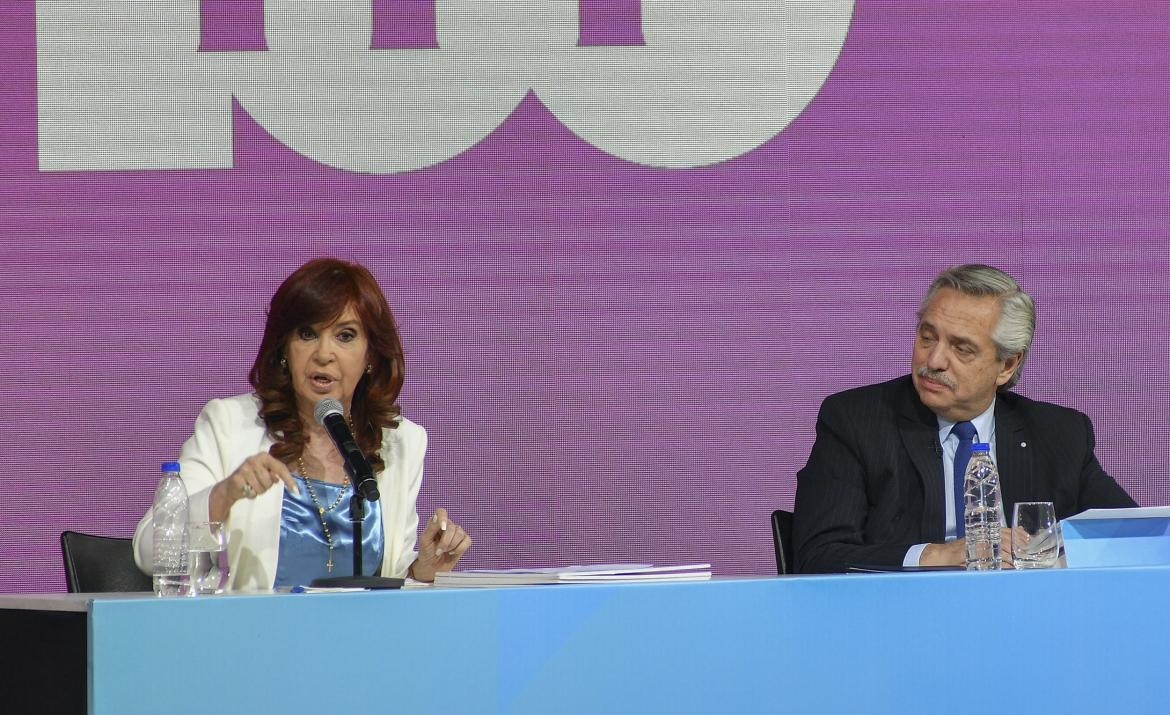 Cristina Kirchner y Alberto Fernández, Gobierno, NA