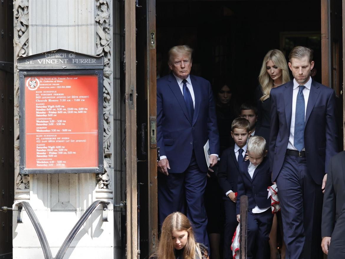La familia Trump despide a Ivana en un funeral en Nueva York. Foto: EFE.