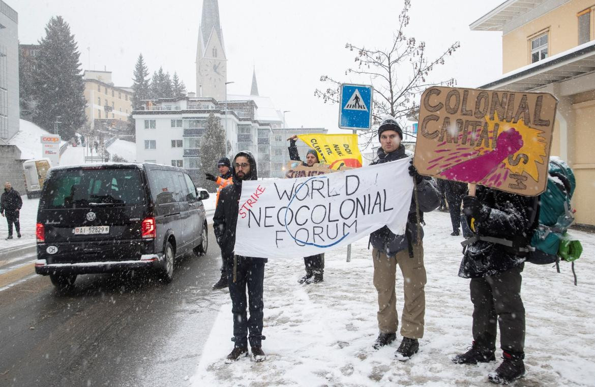 Foro Económico Mundial: cumbre en Davos, protestas, Reuters