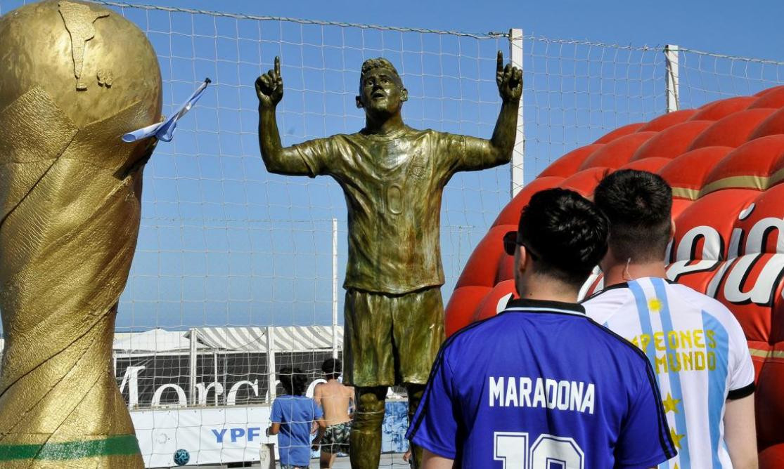Estatua de Messi en Mar del Plata. Foto: Télam.