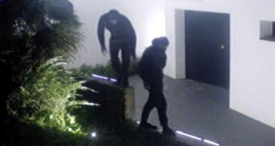 Los ladrones que intentaron ingresar a la vivienda de Messi en Barcelona. Foto: captura de pantalla.