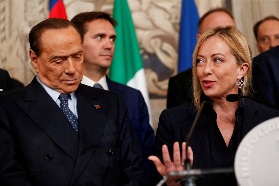 Silvio Berlusconi y Giorgia Meloni. Foto: Reuters.