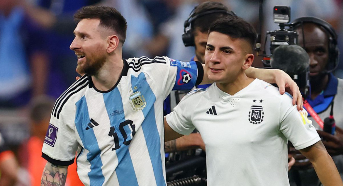 Thiago Almada y Lionel Messi, Selección Argentina. Foto: Reuters