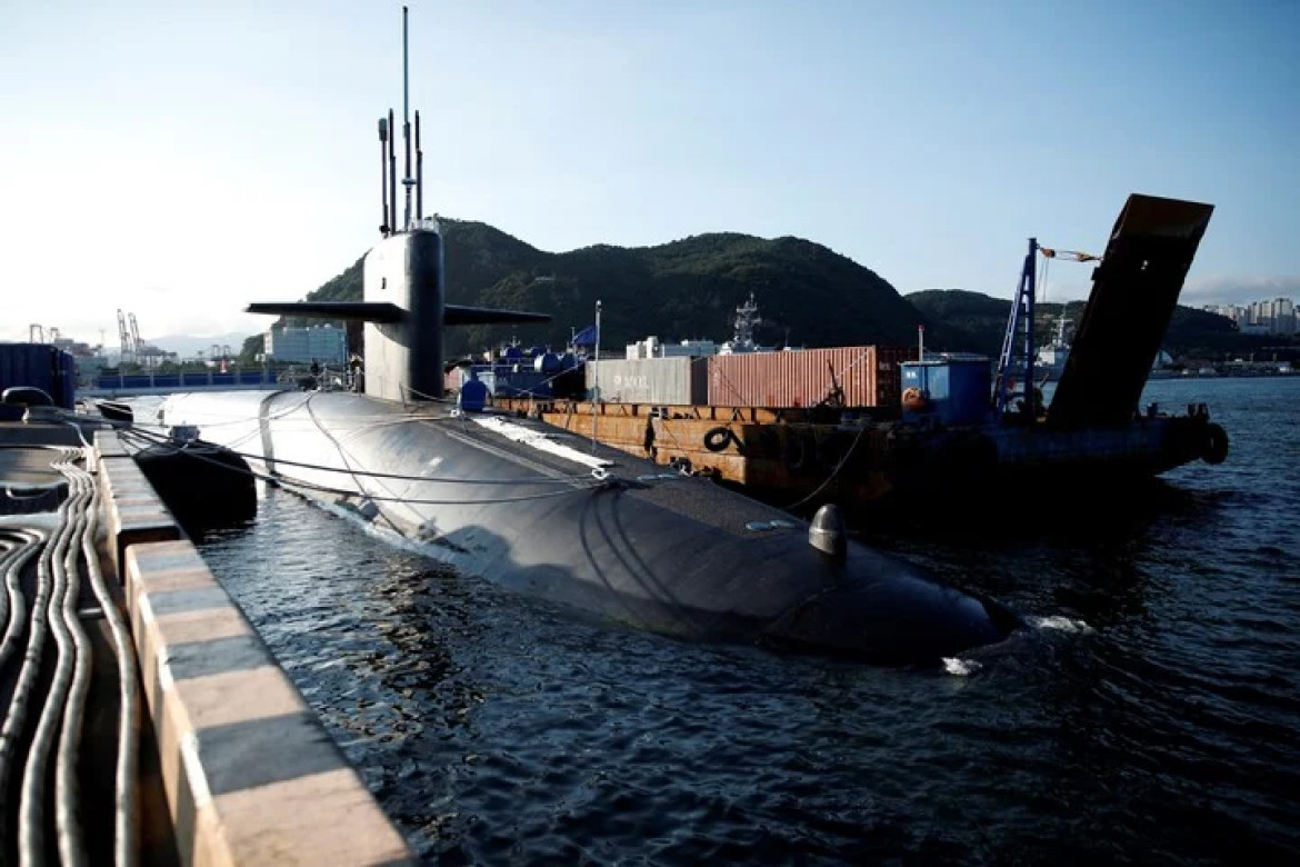 El submarino USS Kentucky que llegó a la Base Naval de Busan, en Corea del Sur. Foto: Reuters