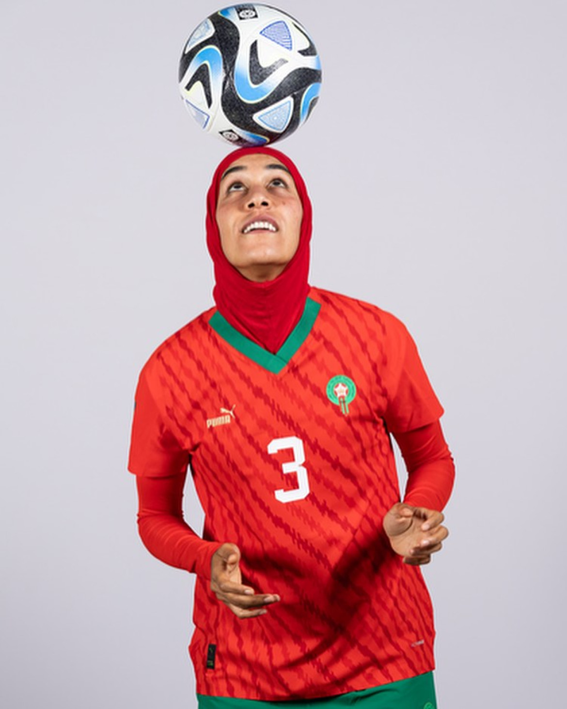 Nouhaila Benzina, primera jugadora en utilizar el hiyab en un Mundial. Foto: Instagram.