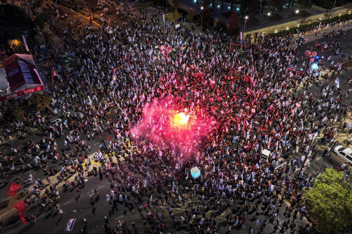 Protestas en Israel en contra la reforma judicial. Foto: Reuters.