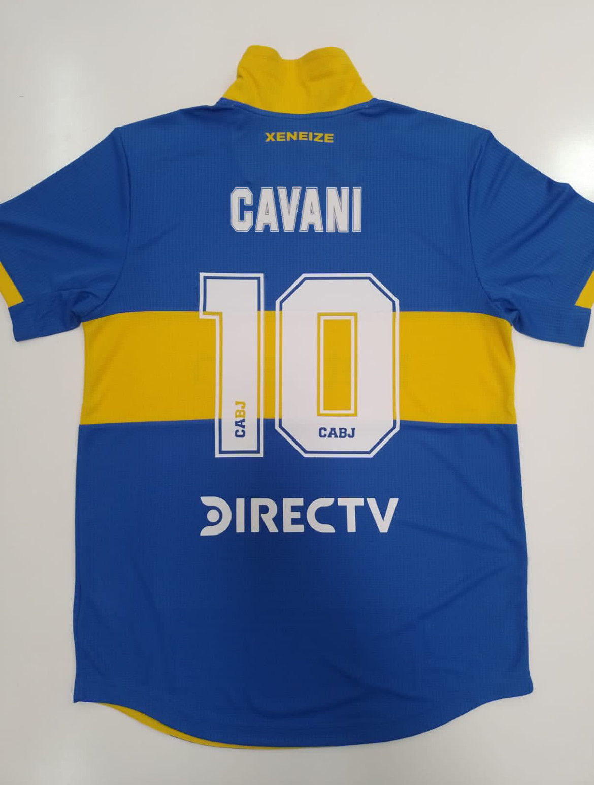 Edinson Cavani llevará la mítica número 10 de Boca Juniors. Foto: Twitter @BocaJrsOficial.