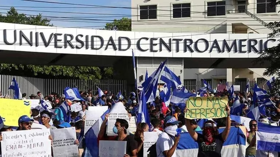 Protestas estudiantiles contra el régimen de Ortega. Foto: publicada en 100 por Ciento Noticias