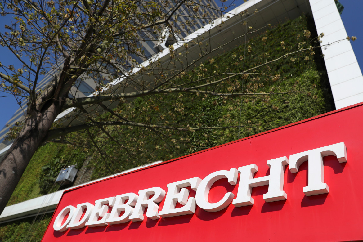 Logotipo corporativo del conglomerado de construcción Odebrecht SA. Foto: Reuters.