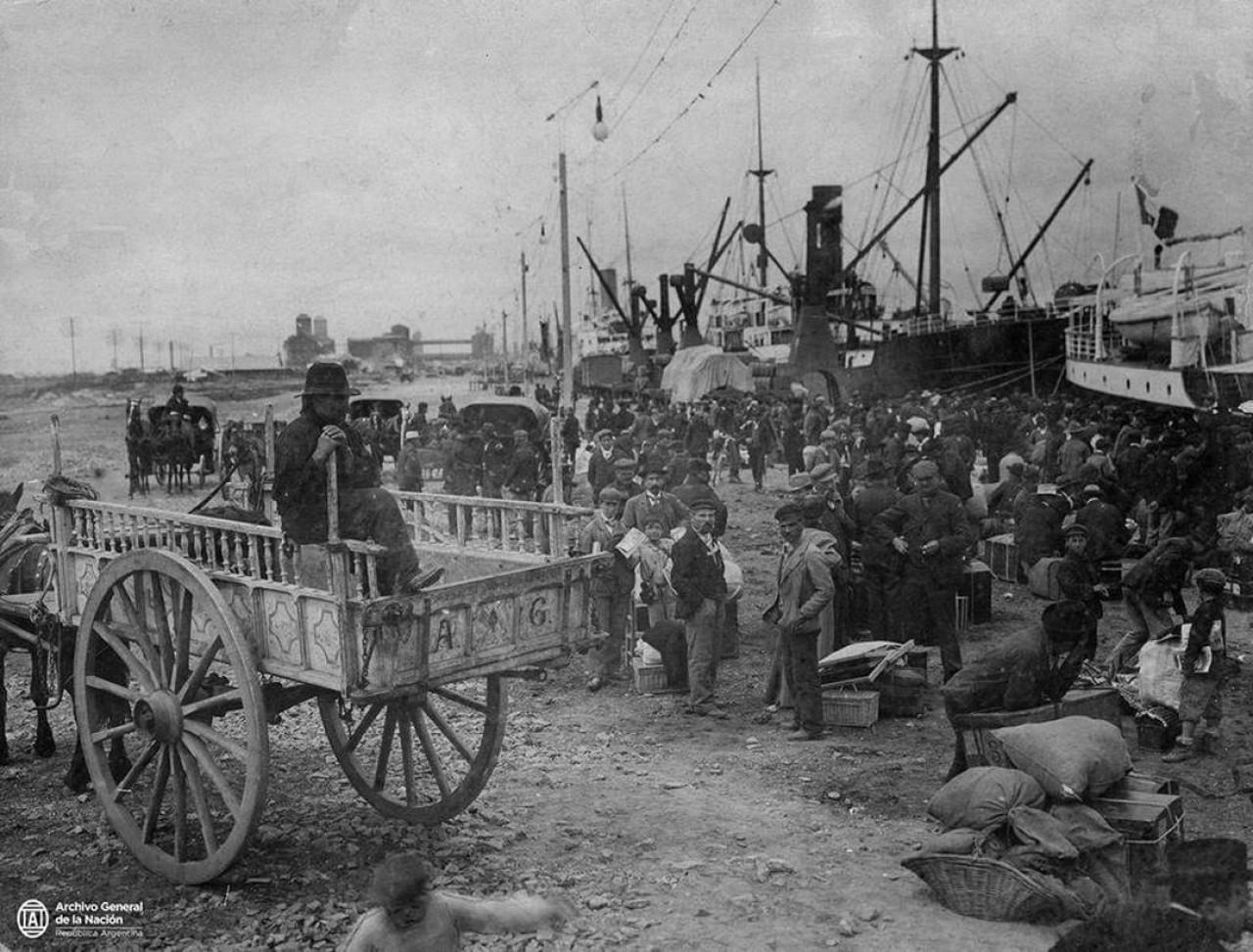 Inmigrantes italianos en Argentina. Foto: Archivo General de la Nación.