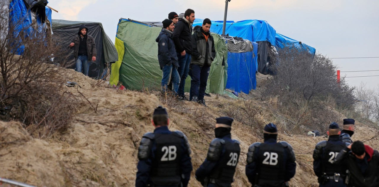 Migrantes en Francia. Foto: Reuters
