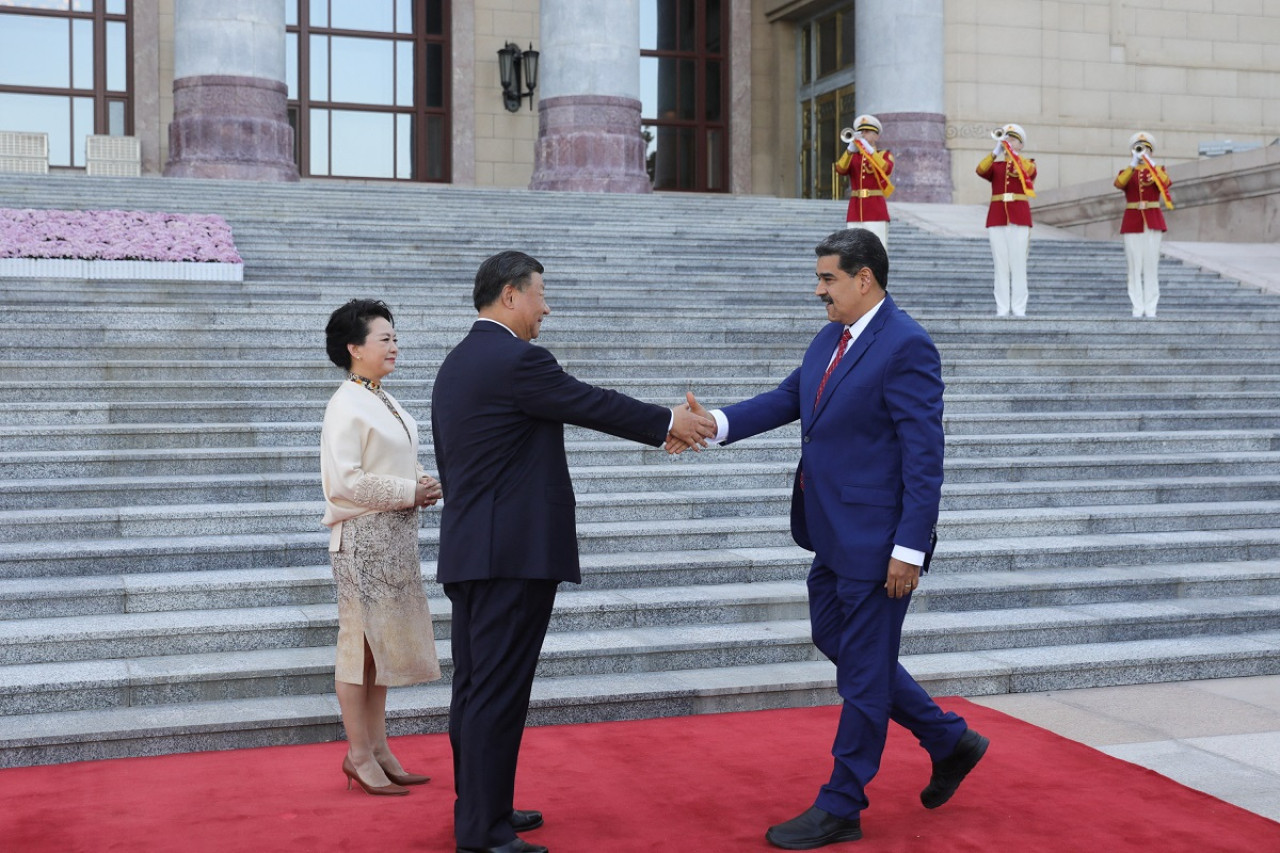Nicolás Maduro y Xi Jinping se juntaron en Pekín. Foto: Reuters.