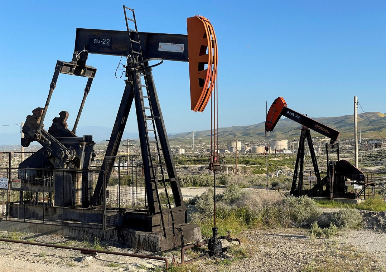 California presentó una demanda contra las potencias petroleras por "daños" y "engaños". Foto: Reuters.