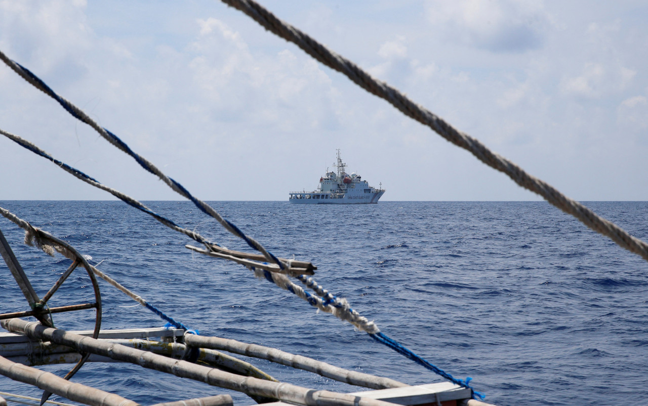 Filipinas denunció a China por instalar una barrera flotante. Foto: Reuters.