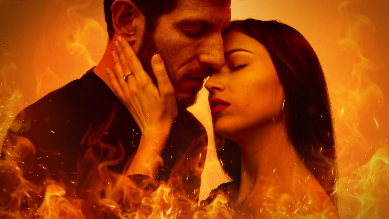"El cuerpo en llamas", interpretada por Úrsula Corberó y Quim Gutiérrez. Foto: Netflix.