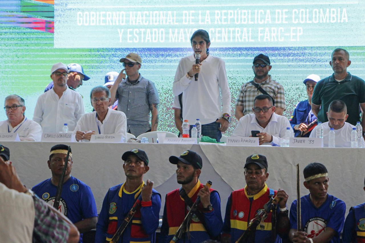 El Gobierno colombiano y el Estado Mayor Central instalarán  los diálogos de paz. Foto: EFE