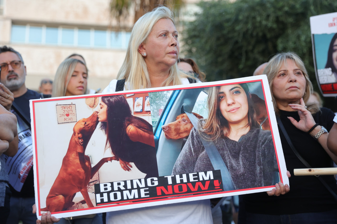 Pedido de liberación de los rehenes israelíes en Tel Aviv. Foto: EFE.