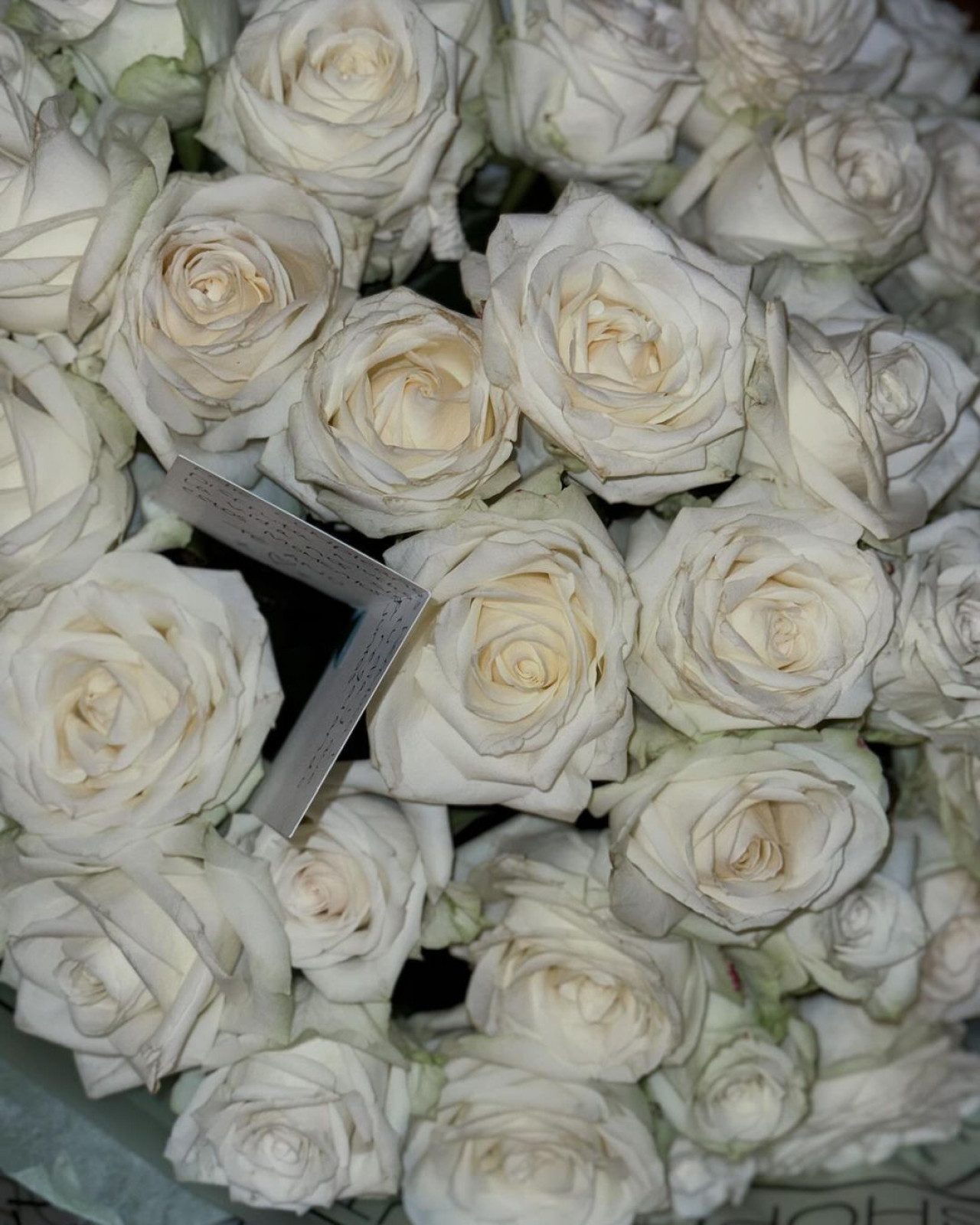 Las flores que le regaló Alexis Mac Allister a su novia. Foto: Instagram.