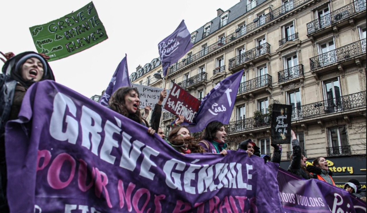 Marcha del Día de la Mujer en Francia. Foto: Reuters.