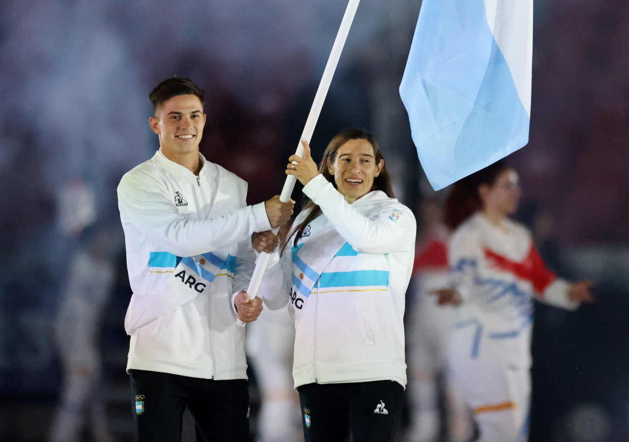 Sabrina Ameghino y Marcos Moneta en la apertura de los Juegos Panamericanos 2023. Foto: REUTERS.