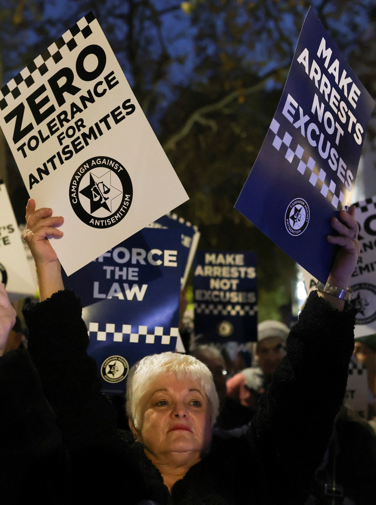Protesta para condenar el aumento de crímenes de odio antisemitas en Londres. Foto: Reuters