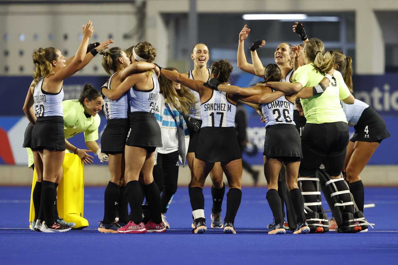 Argentina ganó la medalla dorada en hockey sobre hierba. Foto: EFE