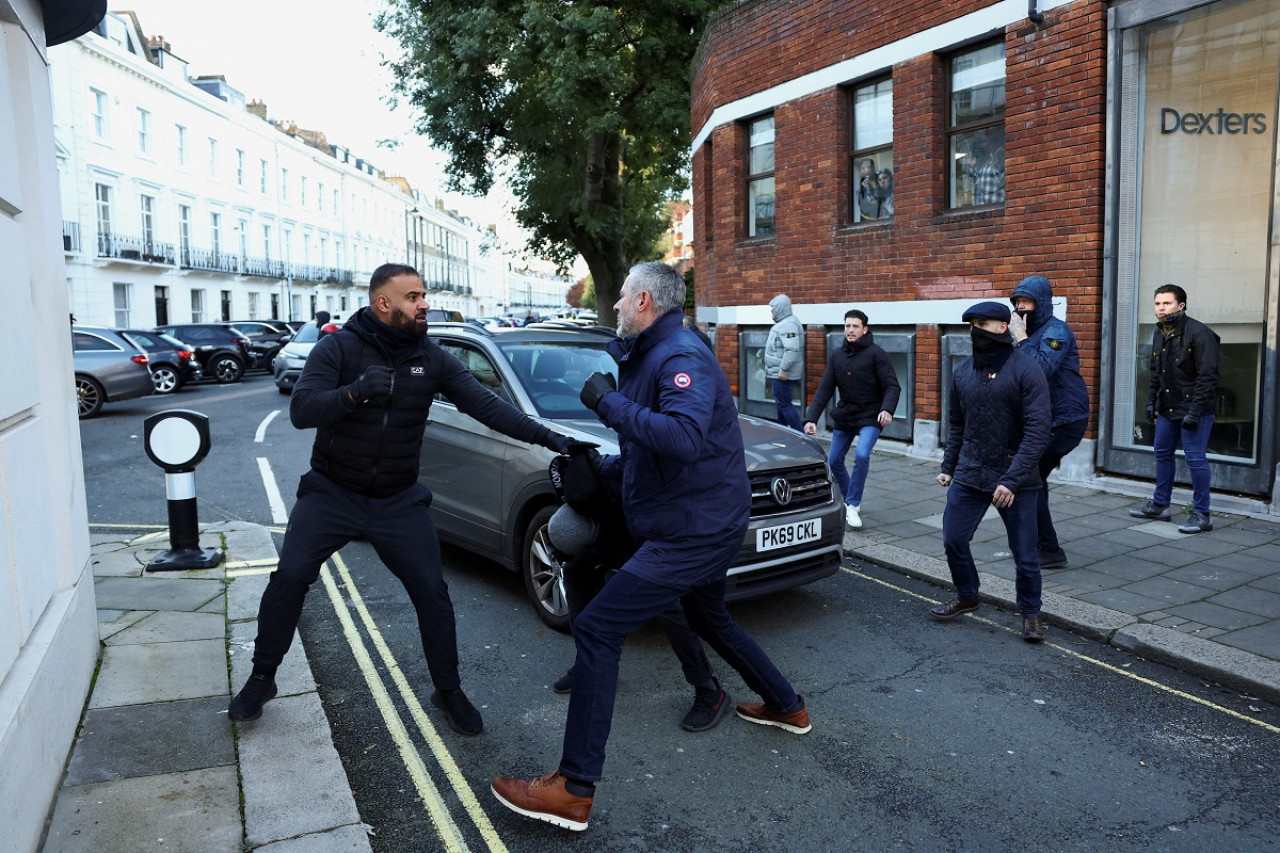 La violencia en las calles de Londres durante la marcha de apoyo a Palestina. Foto: Reuters.
