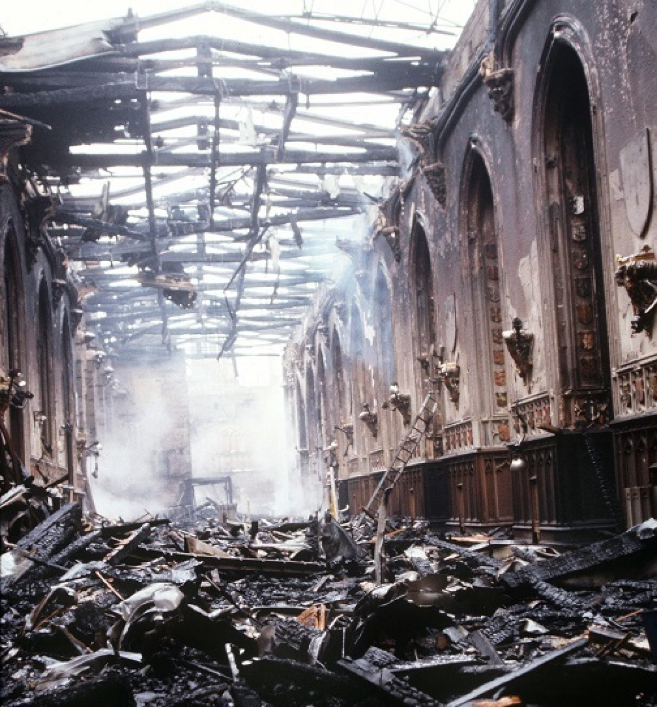 Más de 100 habitación quedaron devastadas por el fuego. Foto: Archivo.