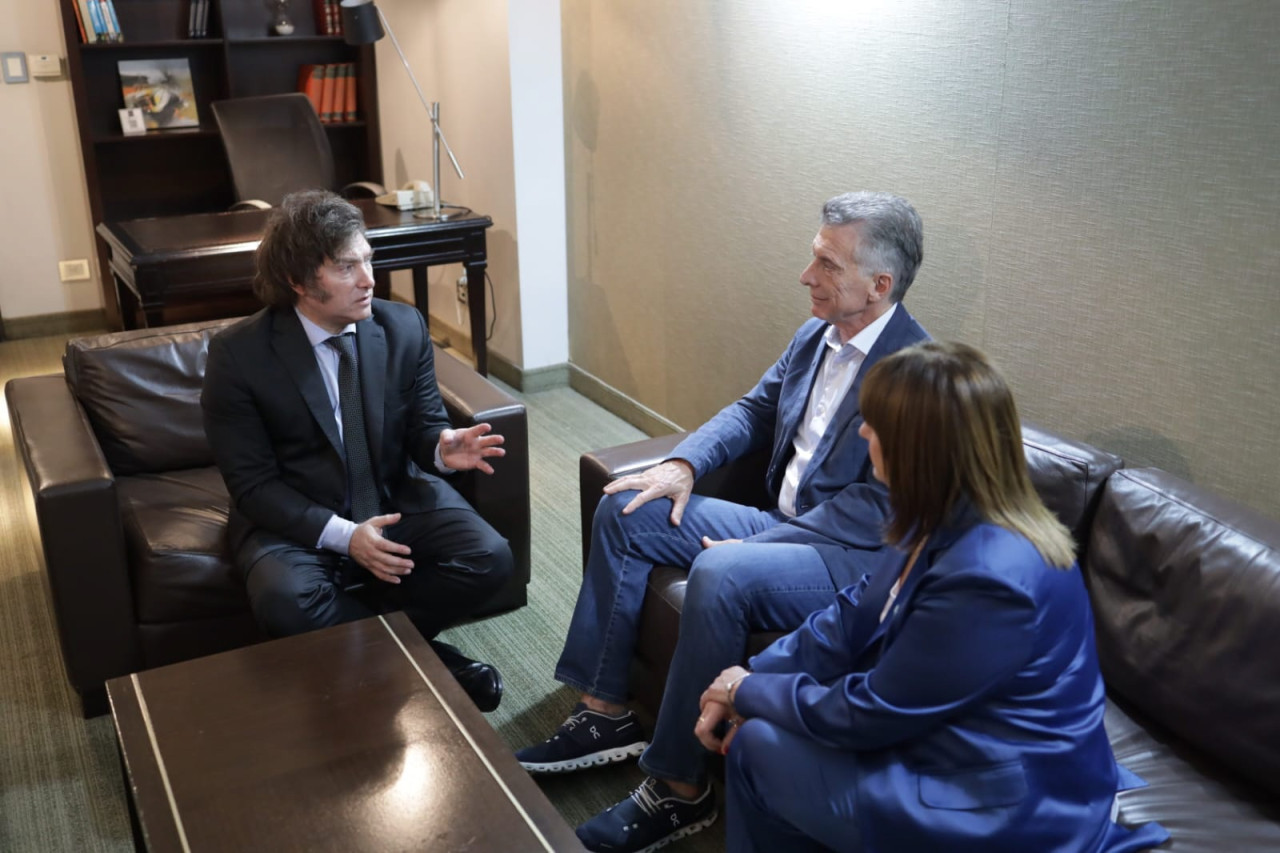 Javier Milei con Mauricio Macri y Patricia Bullrich. Foto: NA.
