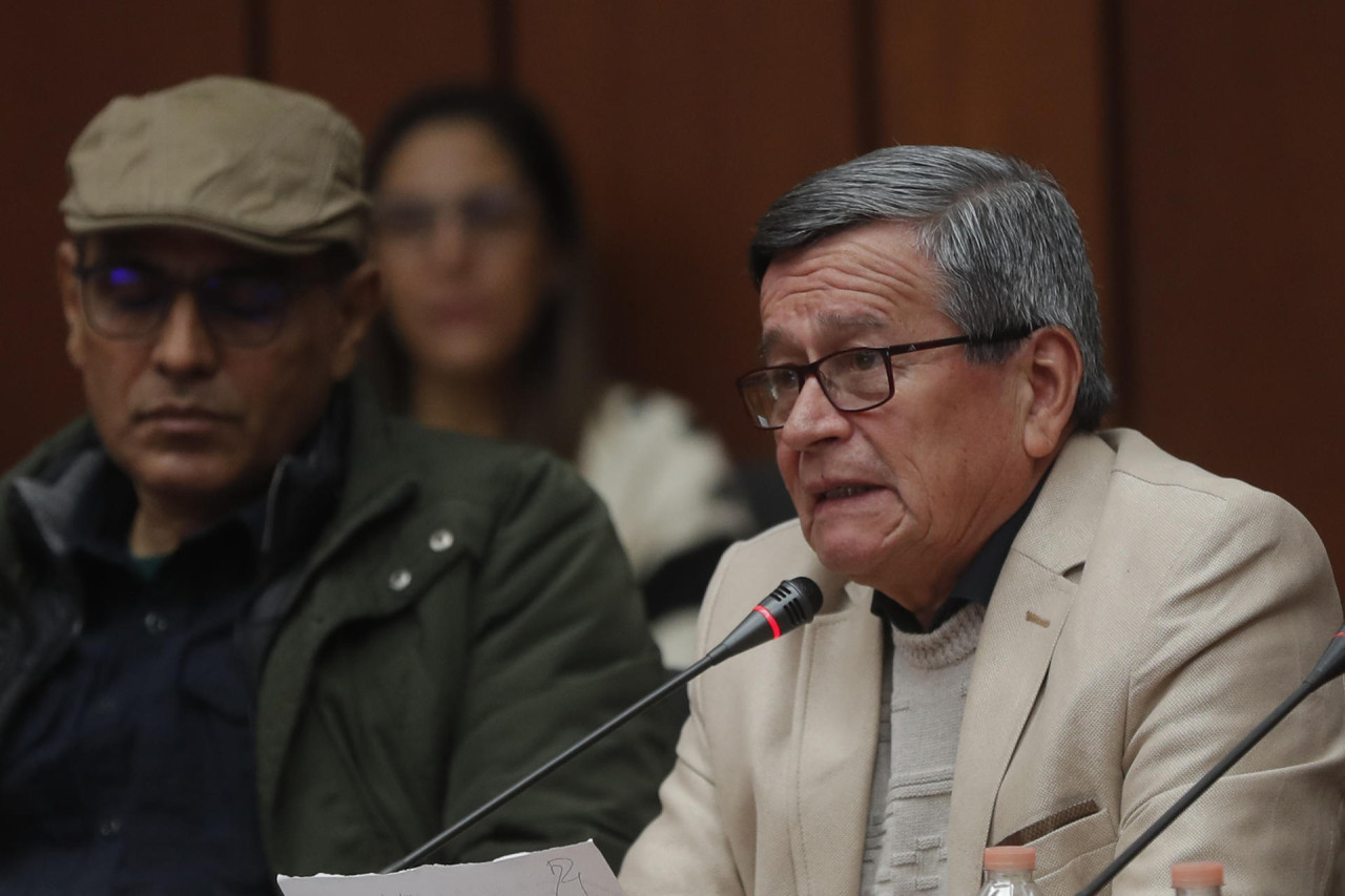 El ELN acuerda con Colombia el cese de los secuestros al fin del ciclo en México. EFE