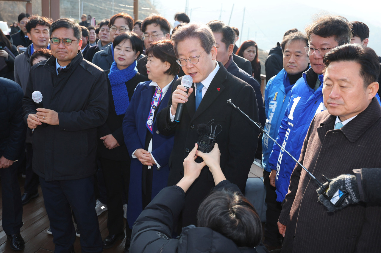 Atentado contra líder opositor surcoreano, Lee Jae-myung. Foto: EFE.