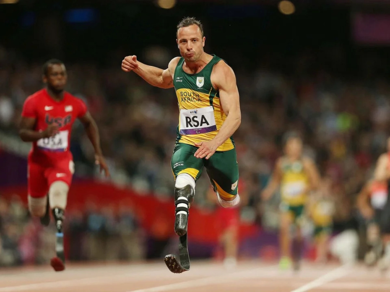 Oscar Pistorius durante su época de atleta paralímpico. Foto: NA.