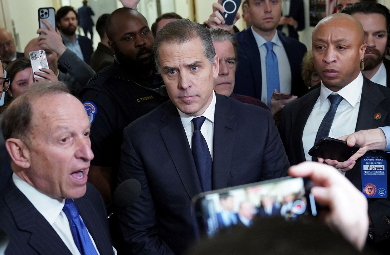 Hunter Biden está acusado de nueve imputaciones. Foto: Reuters.