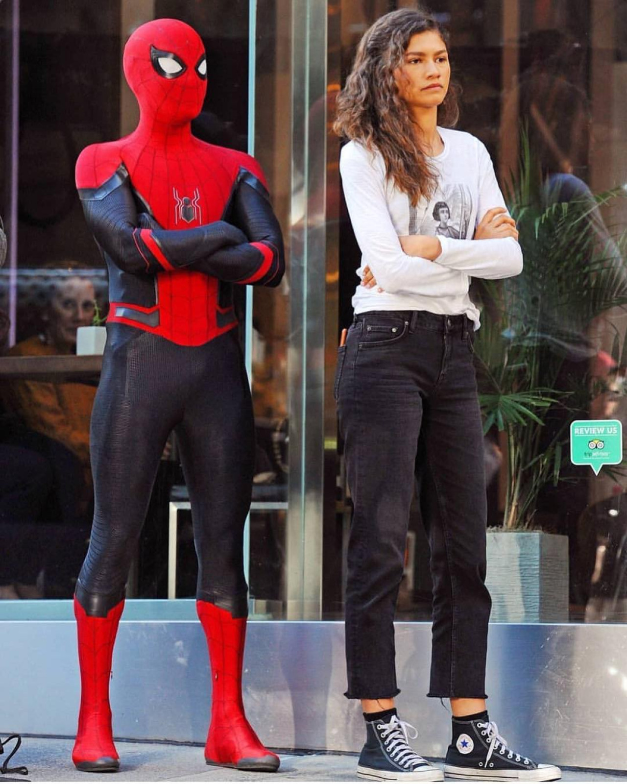 Zendaya y Tom Holland durante el rodaje de la última saga de Spider-Man. Foto: Instagram/ @tomholland2013.