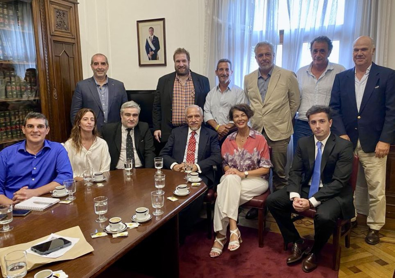 El Movimiento Empresarial Anti Bloqueos participó de un encuentro con el diputado Juan Carlos Romero de Salta. Foto: Twitter.
