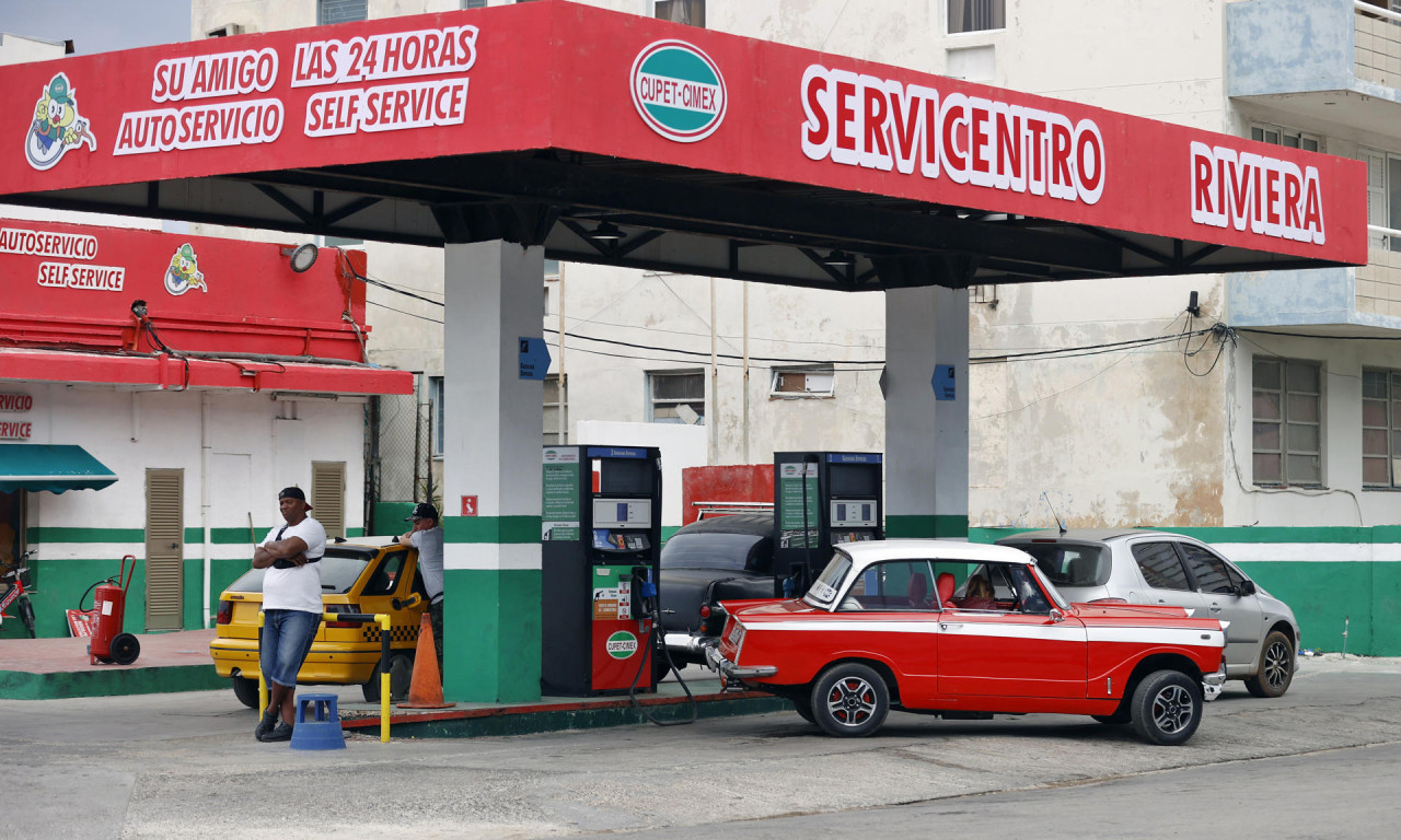 Estación de servicio en Cuba. Foto: EFE