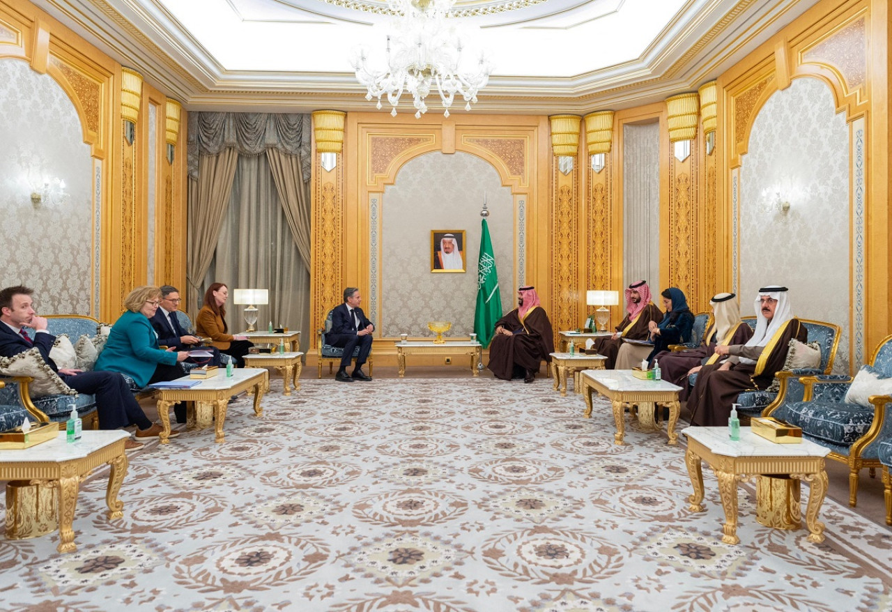 La reunión entre Antony Blinken y Mohammed bin Salmán. Foto: Reuters.