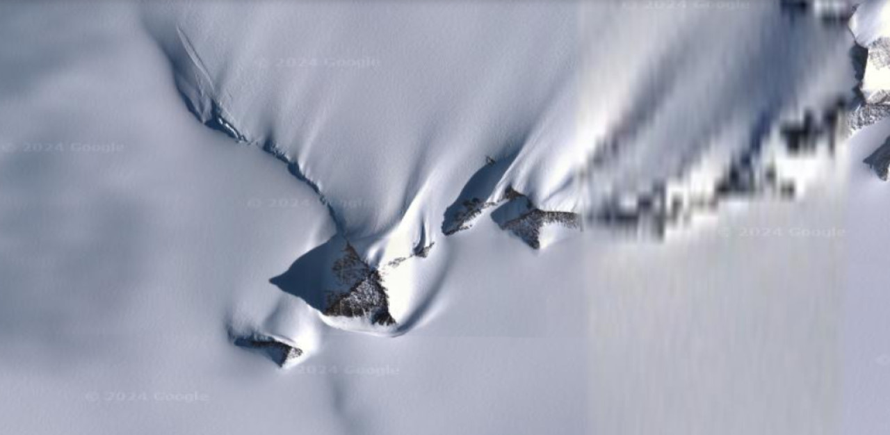 Pirámide Antártida. Foto: Google Earth