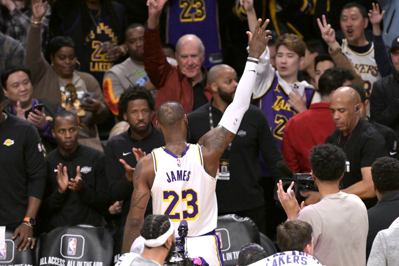 LeBron James consiguió una marca histórica en la NBA. Foto: Reuters.