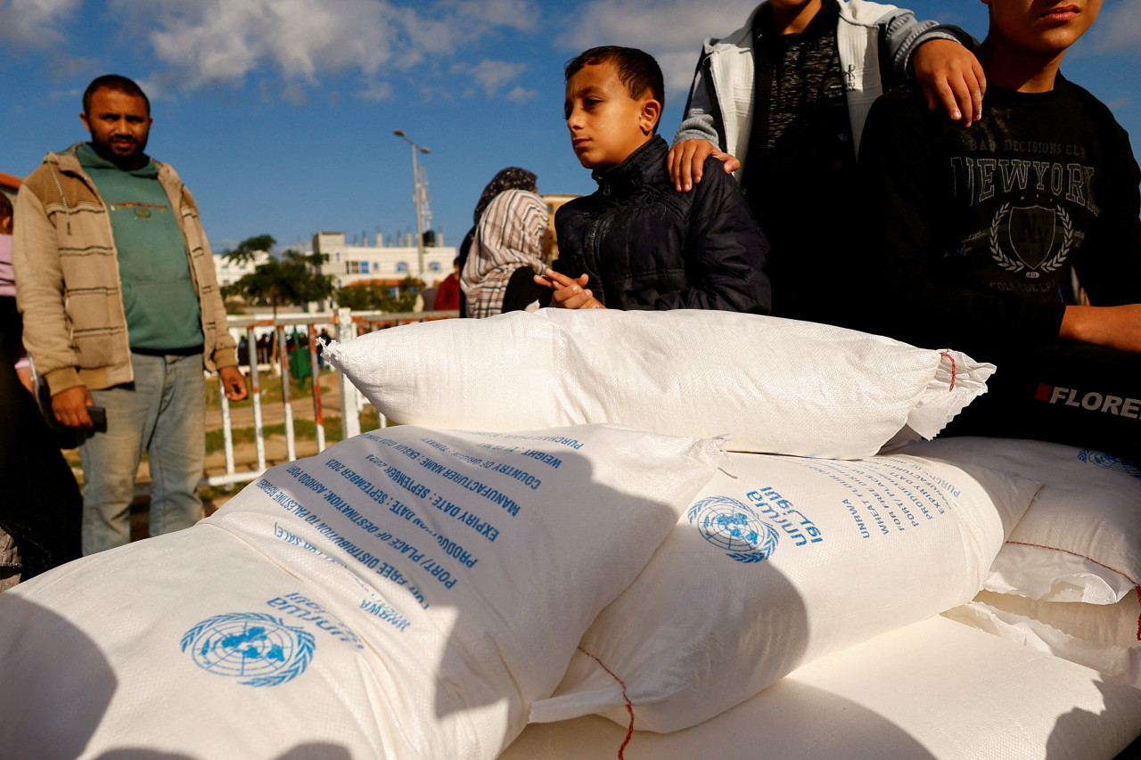 Entrega de ayuda humanitaria. Foto: Reuters