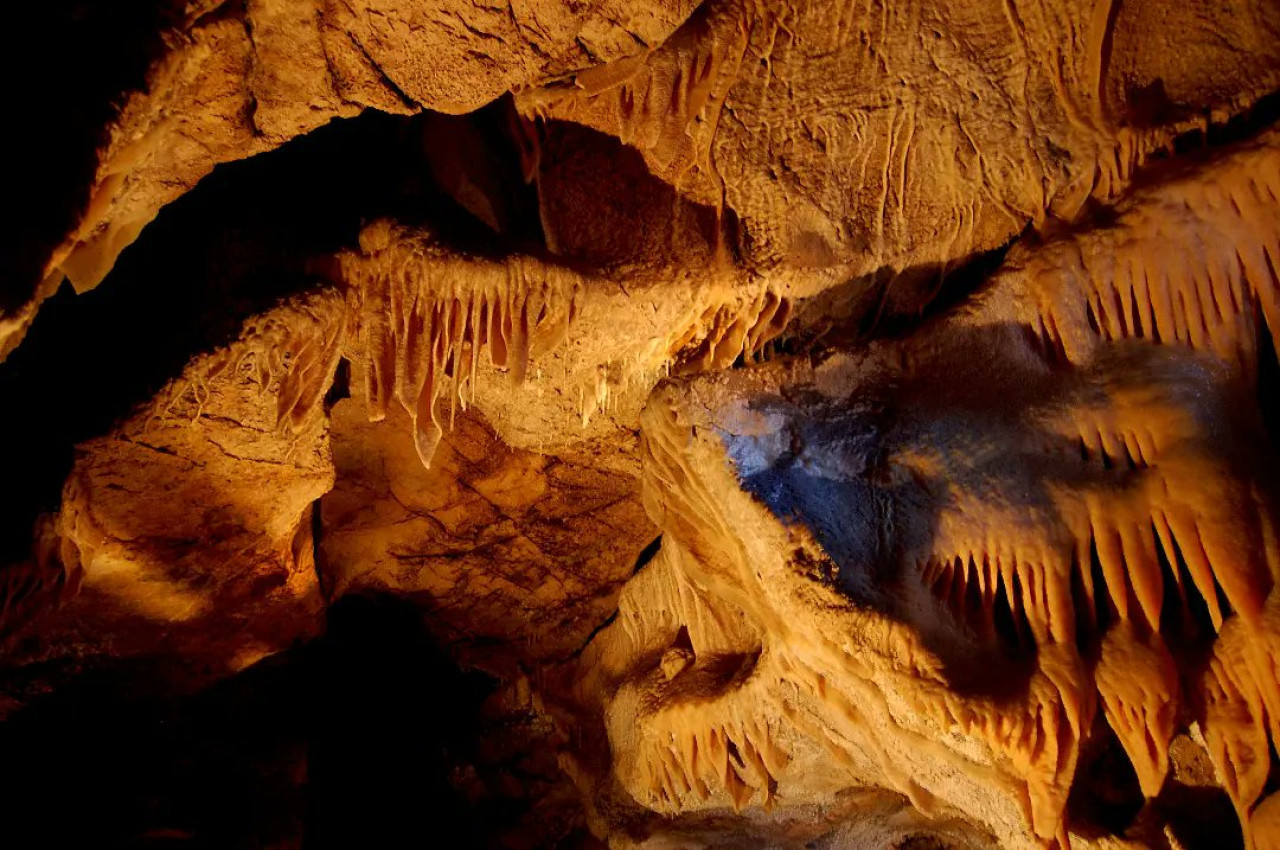 La Caverna de las Brujas, ubicada en Mendoza, Argentina. Foto: X/@MalargueTurismo